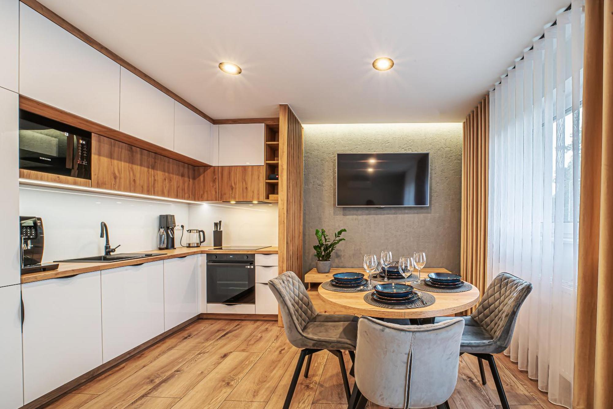 בולסלאביש Apartament Labradoryt, Klimatyzacja, Parking Priv מראה חיצוני תמונה