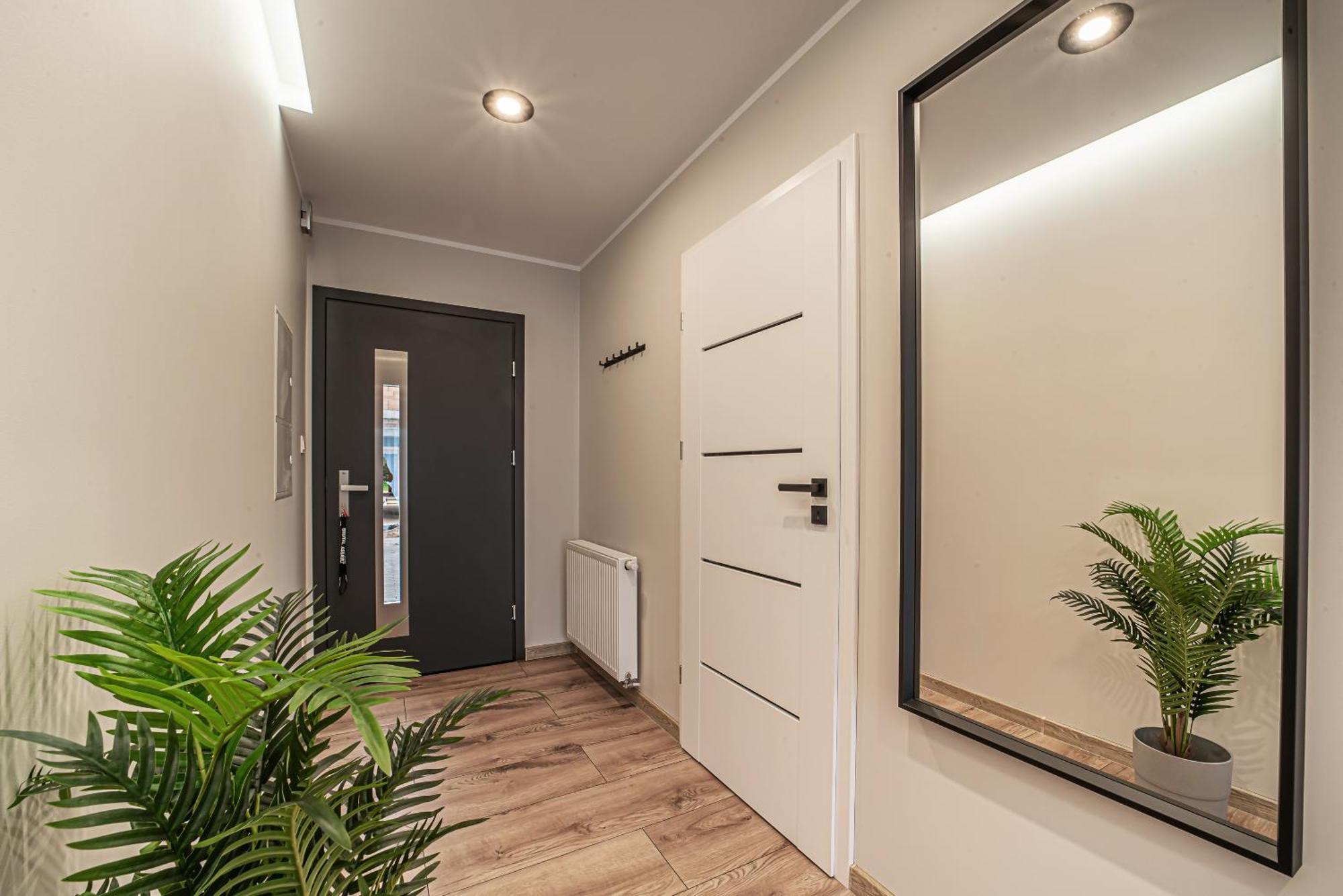 בולסלאביש Apartament Labradoryt, Klimatyzacja, Parking Priv מראה חיצוני תמונה